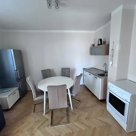 Makakada Apartman Trogir