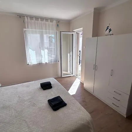 Makakada Apartman Trogir