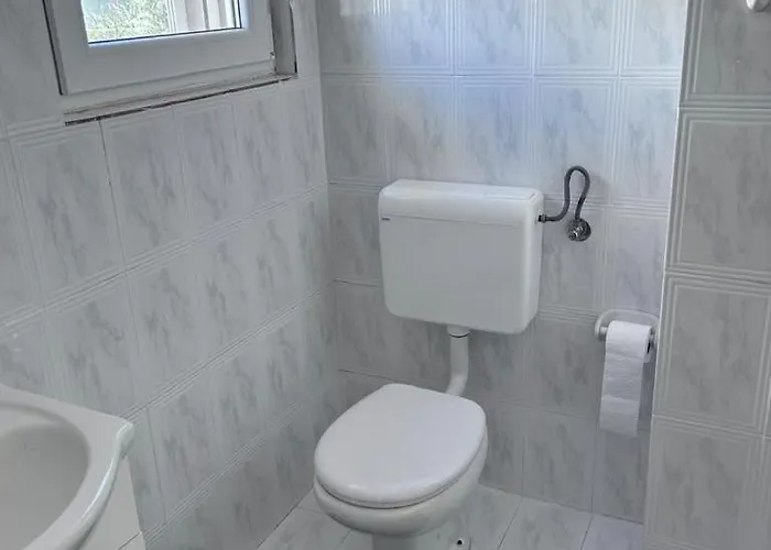 Makakada Apartment *