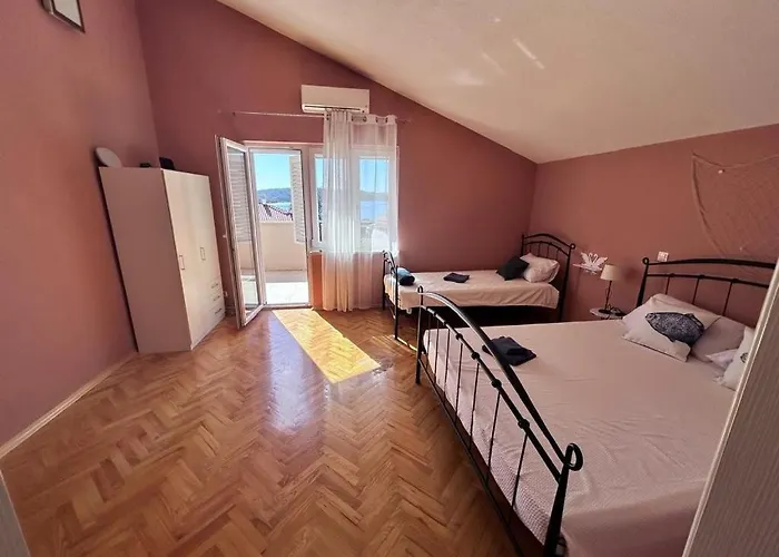 Apartment Makakada *