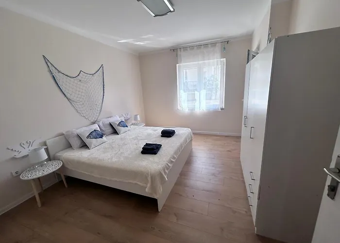 Makakada Apartment *