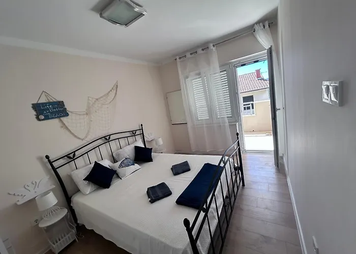 Apartment Makakada *