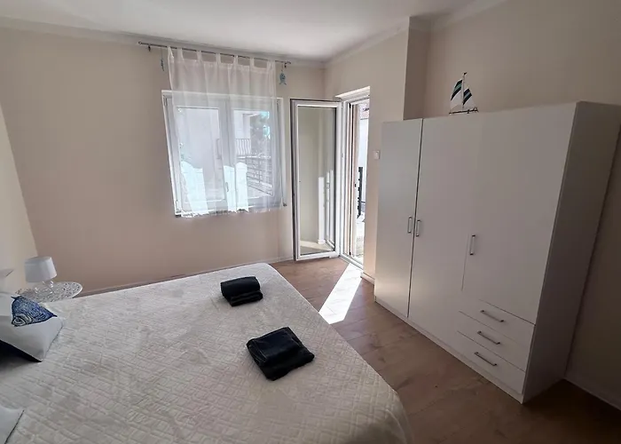 Makakada Apartment Trogir