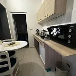 Makakada Apartment *