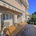 Makakada Apartment Trogir