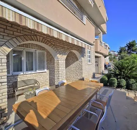 Makakada Apartment Trogir