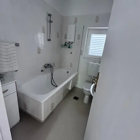 דירה Makakada טרוגיר